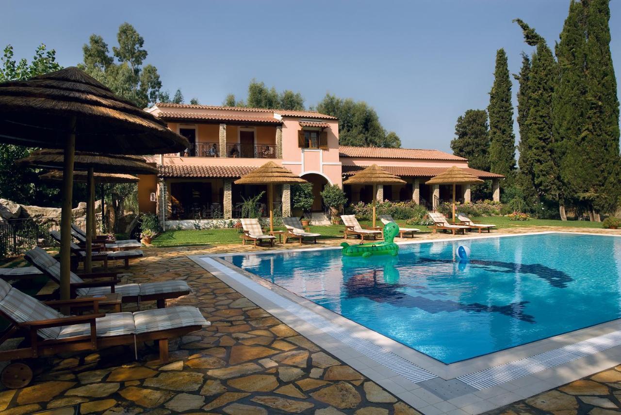 Corfu Club Apartments Gouvia Exterior photo