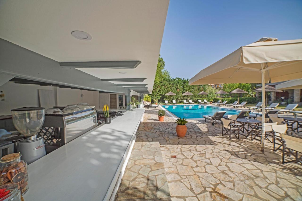 Corfu Club Apartments Gouvia Exterior photo