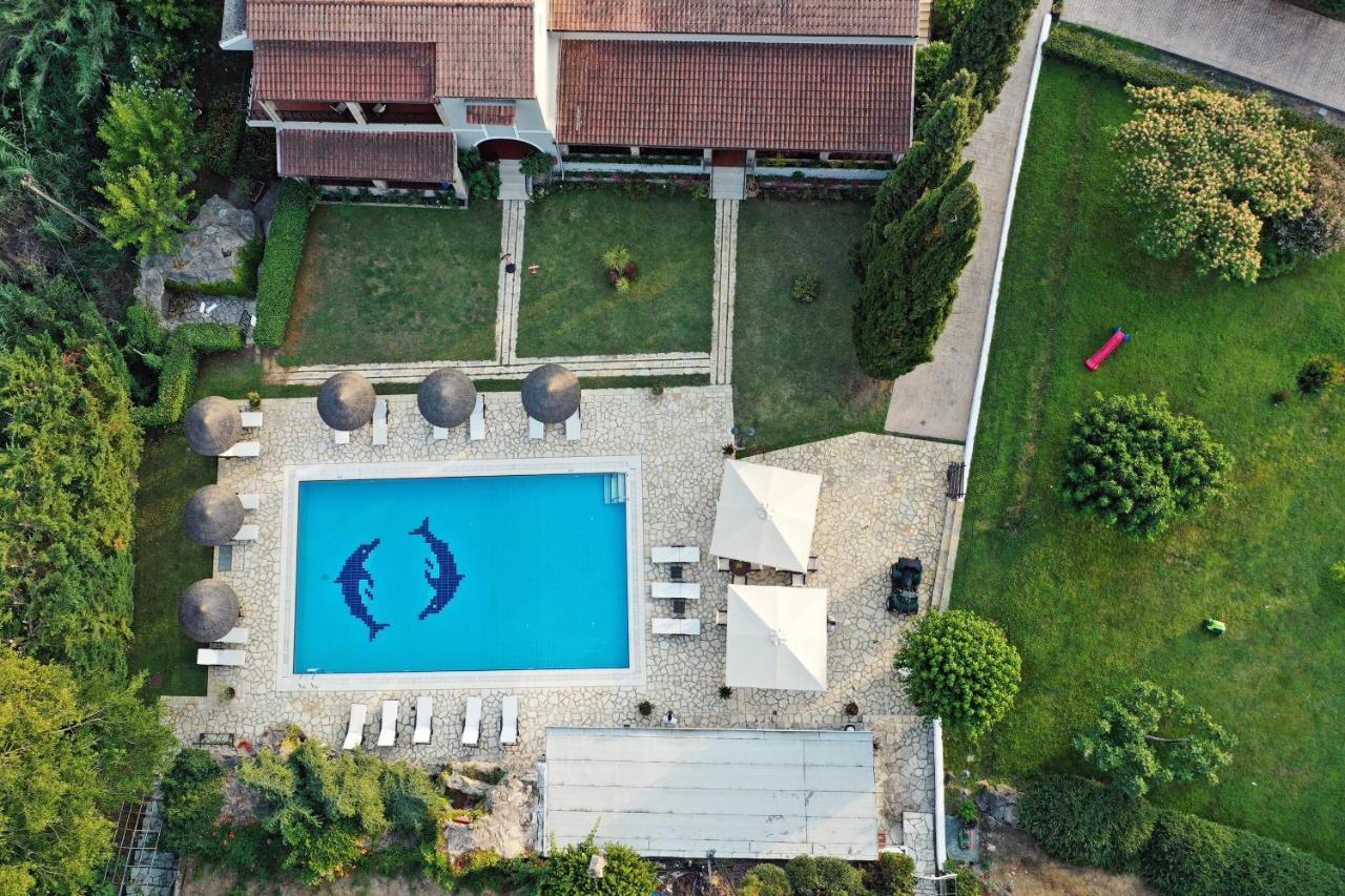 Corfu Club Apartments Gouvia Exterior photo